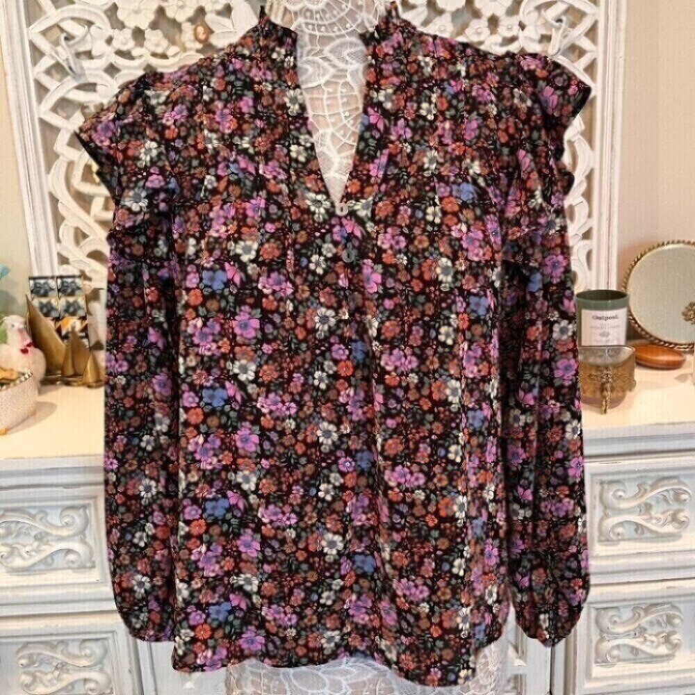 Entro Floral Long Sleeve Ruffle Blouse